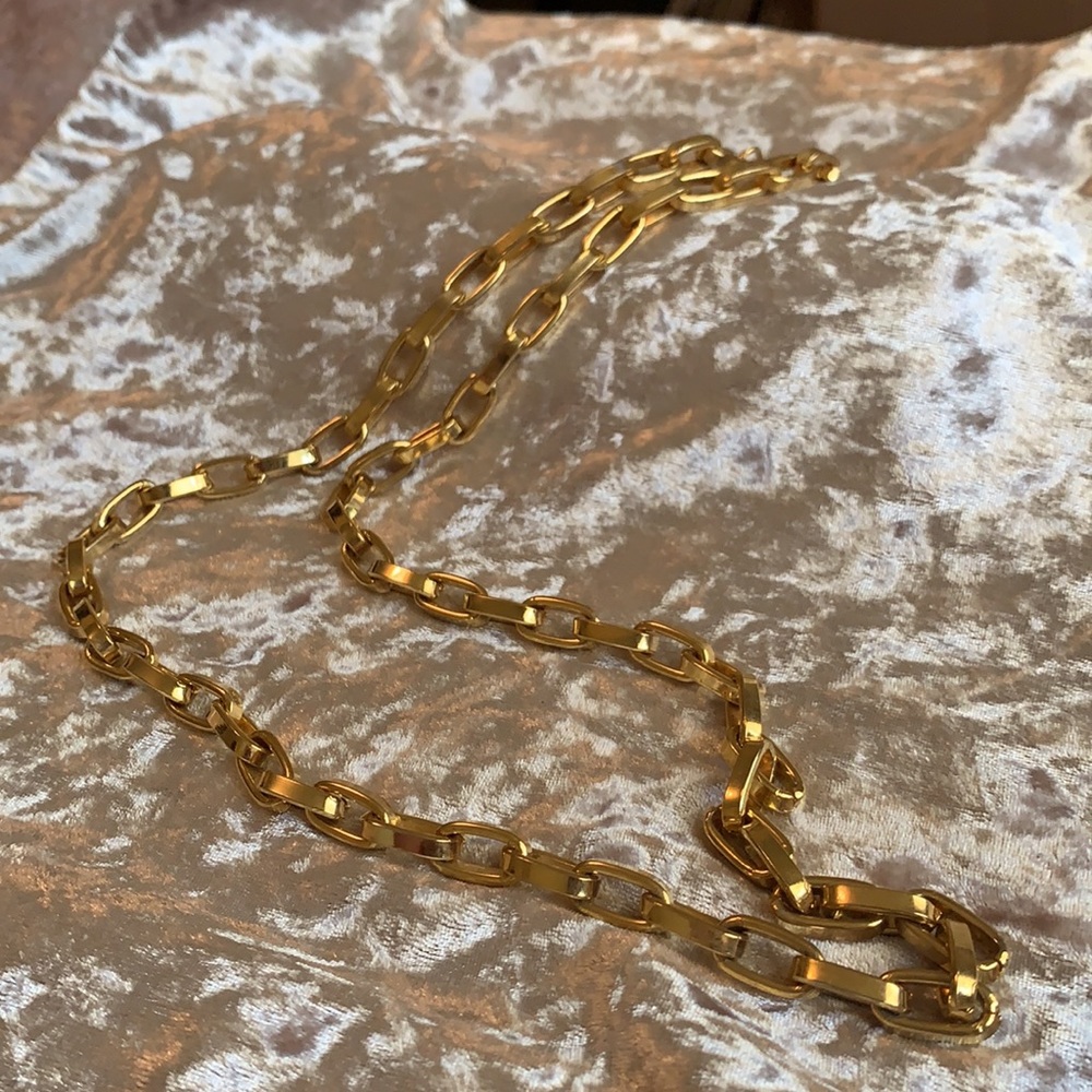 Gorgeous Gold chain link long chain - Picture 6 of 9